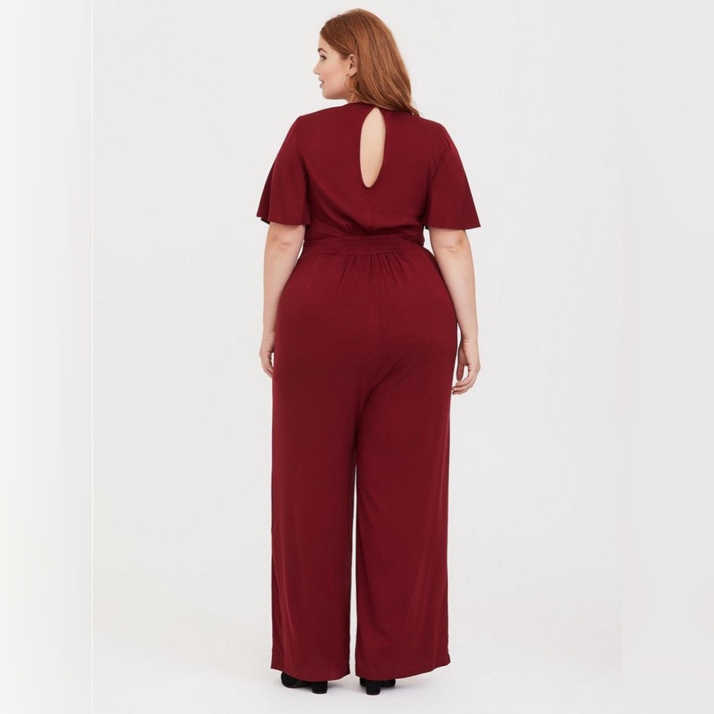 Torrid Size 1 Red Romper